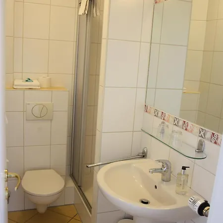 Hotelpension Sanders Hoeft - Direkt Am Strandaufgang Guest house *