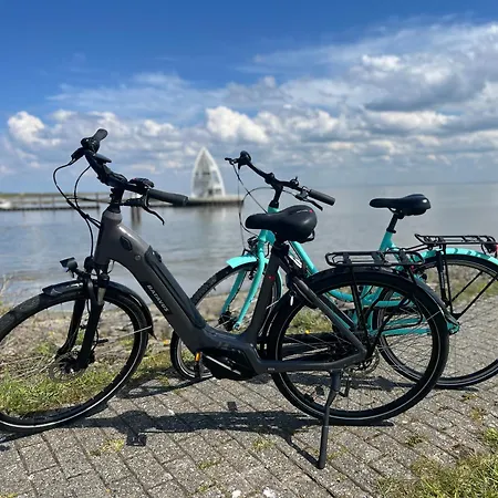 Hotelpension Sanders Hoeft - Direkt Am Strandaufgang Guest house Juist