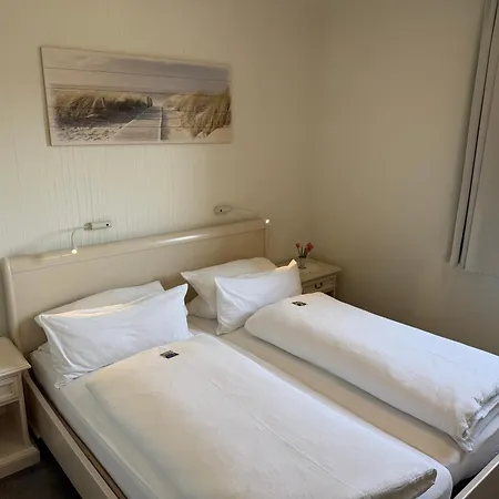Penzion Hotelpension Sanders Hoeft - Direkt Am Strandaufgang 4*