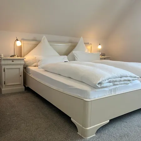 Penzion Hotelpension Sanders Hoeft - Direkt Am Strandaufgang 4*