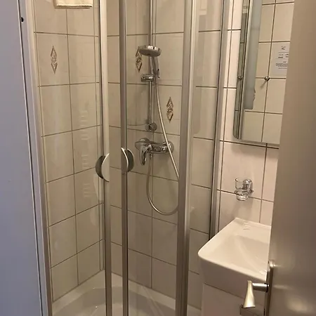 Hotelpension Sanders Hoeft - Direkt Am Strandaufgang Guest house Juist