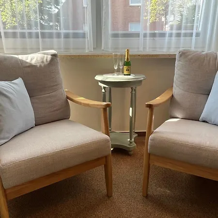 Guest house Hotelpension Sanders Hoeft - Direkt Am Strandaufgang Juist
