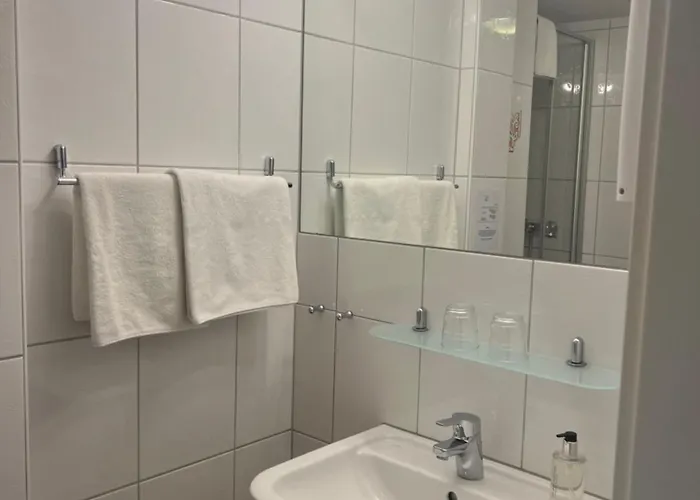 Hotelpension Sanders Hoeft - Direkt Am Strandaufgang 4* Йюст